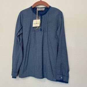 Le Petit CoCo long sleeve buttons an lace blue sky shirt 4/5